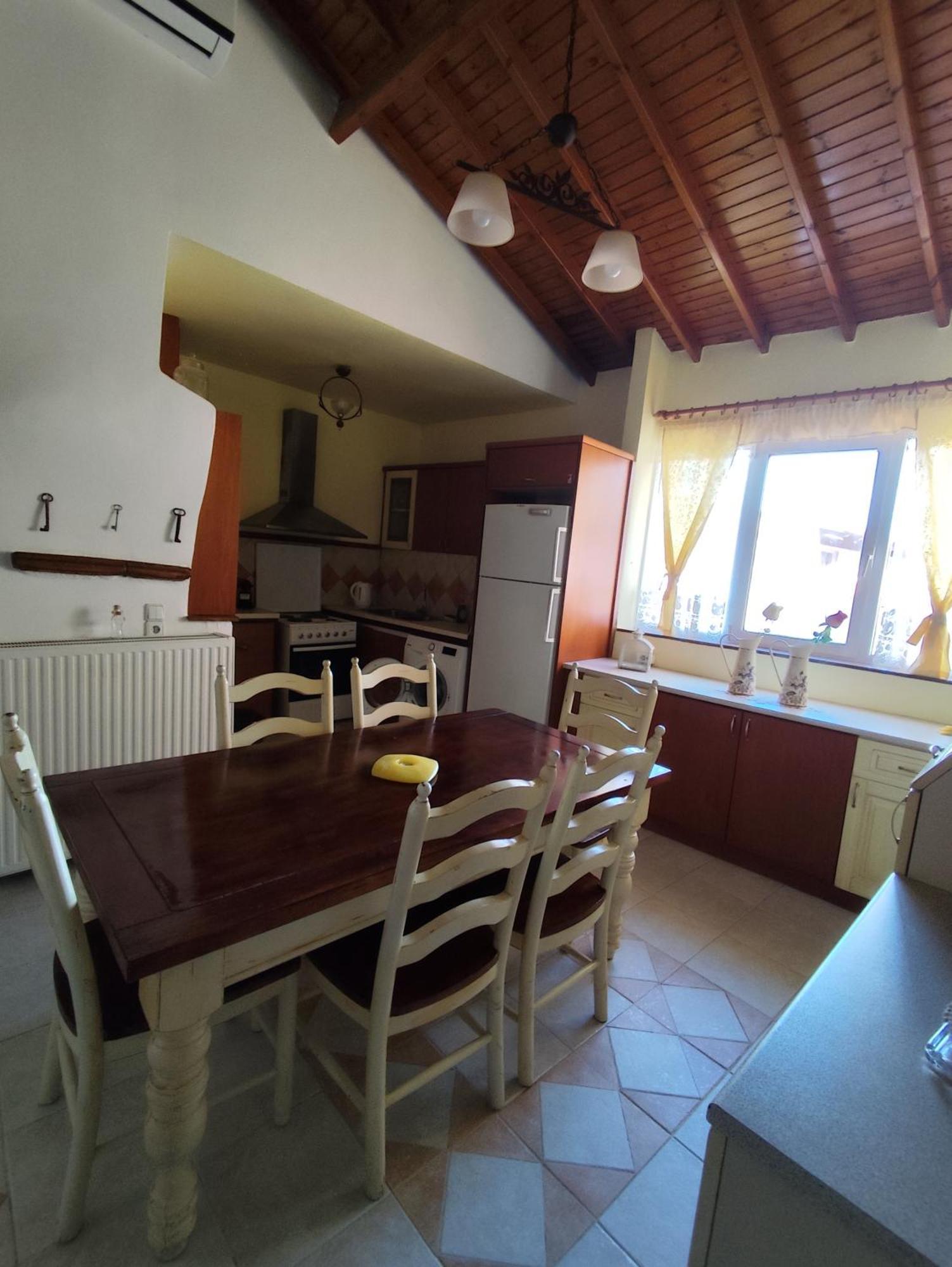 Life Apartment Neochori (Chios)